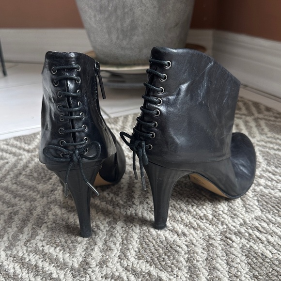 Vintage Nine West Women’s Ankle Boots Size US7.5 - Picture 2 of 6